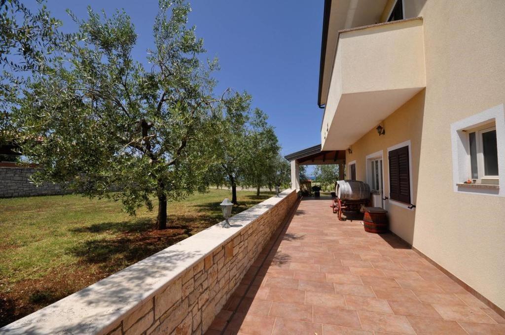 Appartement Angela à Novigrad Istria Extérieur photo